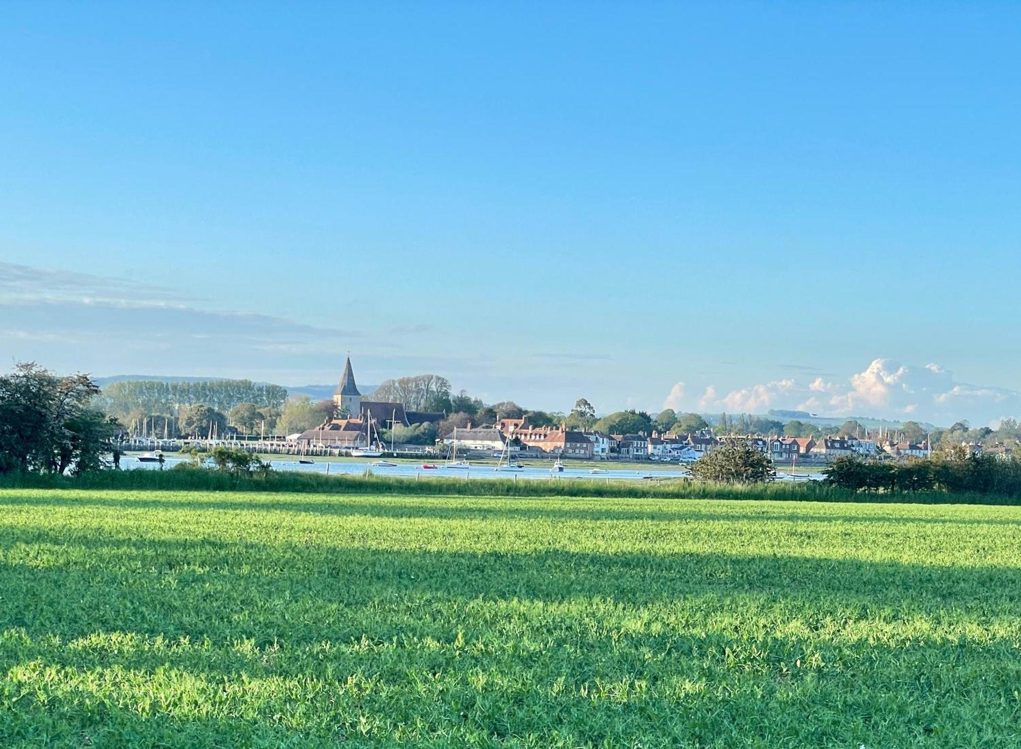 Bosham Bed & Breakfast Bagian luar foto